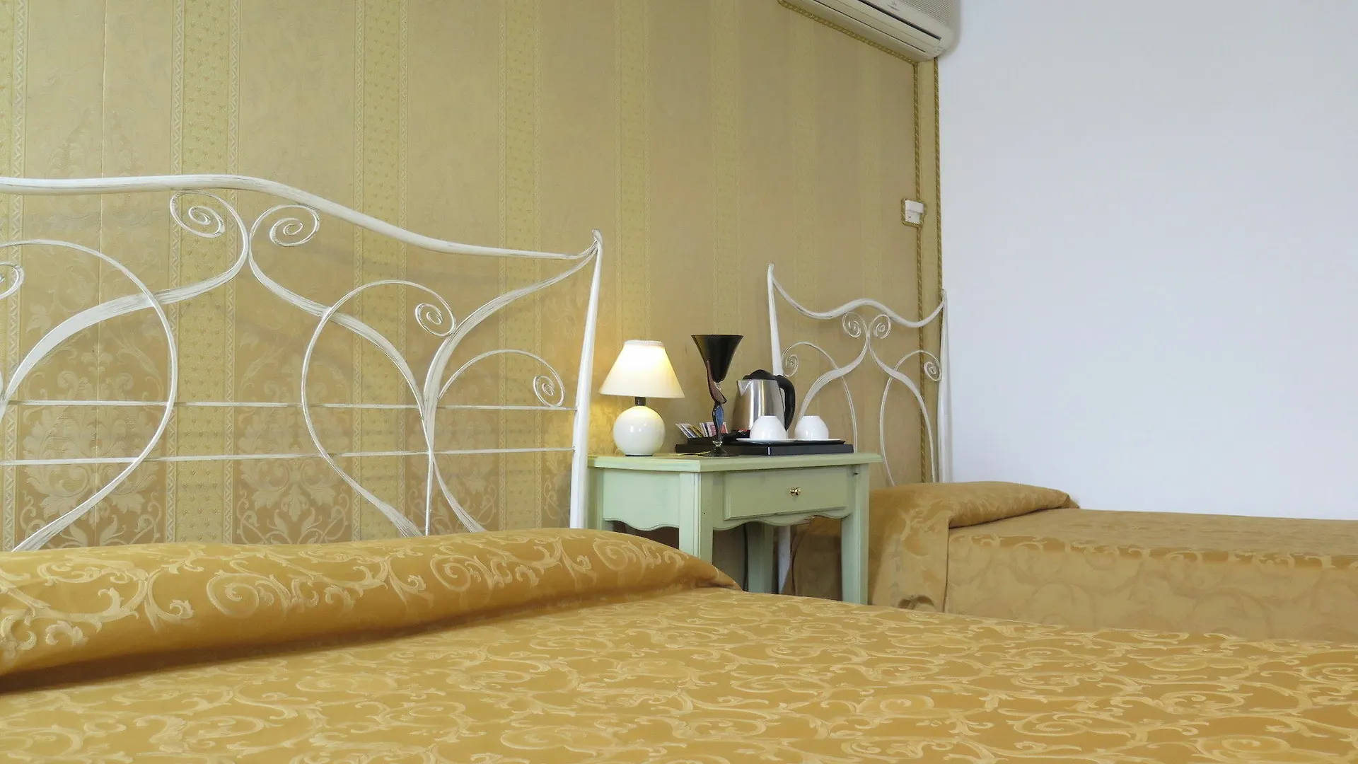 Hotel Al Soffiador Venedik 2*,